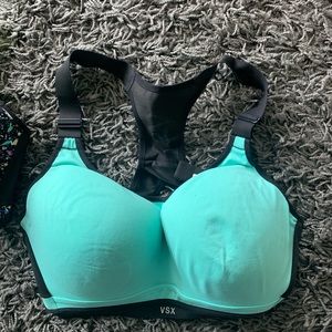 Victorias Secret sports bra -36DDD